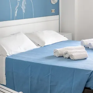 2* Hotel Maris